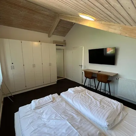 Go-sleep Bredehus